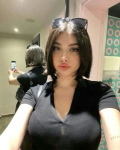 Sevgili Tadında Sınırsız Deneyim Sunan Buse ?