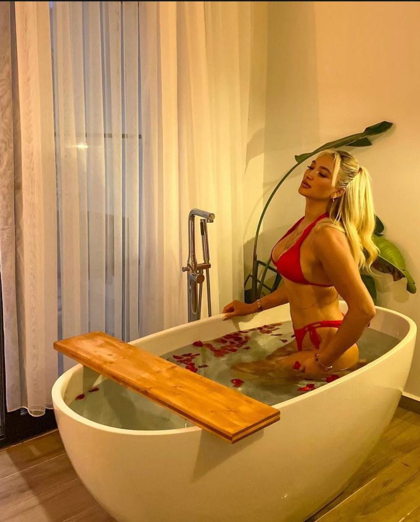 Ankara’in En Taze Çiçeği Samira Eve Otele Gelen Ankara Escort Bayan ?