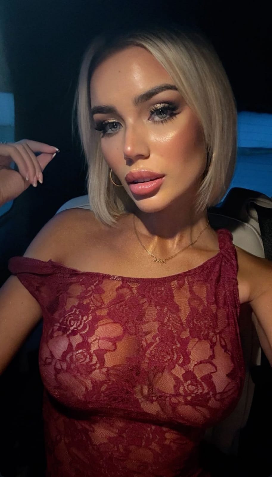 Genç ve Seksi Şirin Ankara Escort Hizmetinizde ?
