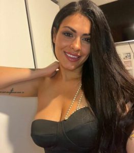 Seksi ve zarif bir Ankara escort bayan: Aylin