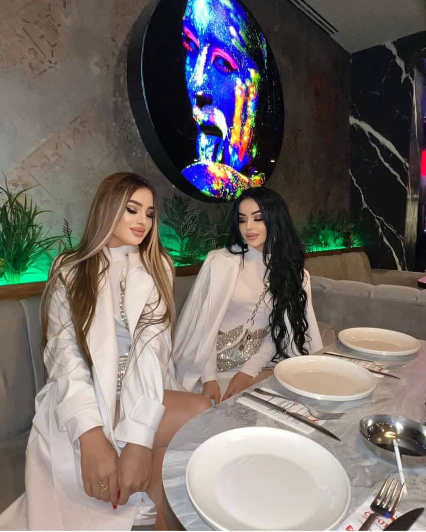 ZARA ve GAMZE 2 KIZ ARKADAŞ?