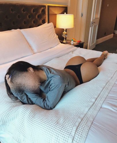 20 Yaşında Üniversiteli Escort Yaren