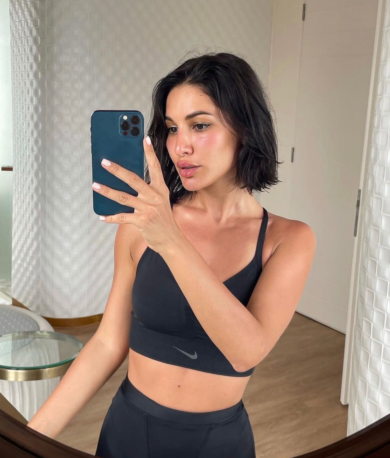 Ankara’te Sınırları Zorlamaktan Çekinmeyen Escort Tutku