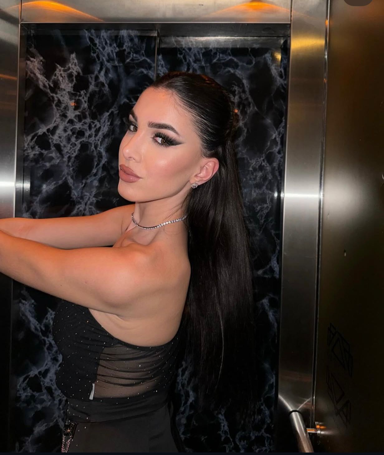 Ankara Kendi Yerinde Görüşen Escort Seçil